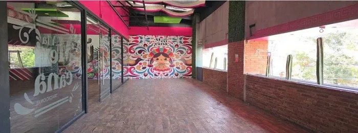 Local Comercial Spot2