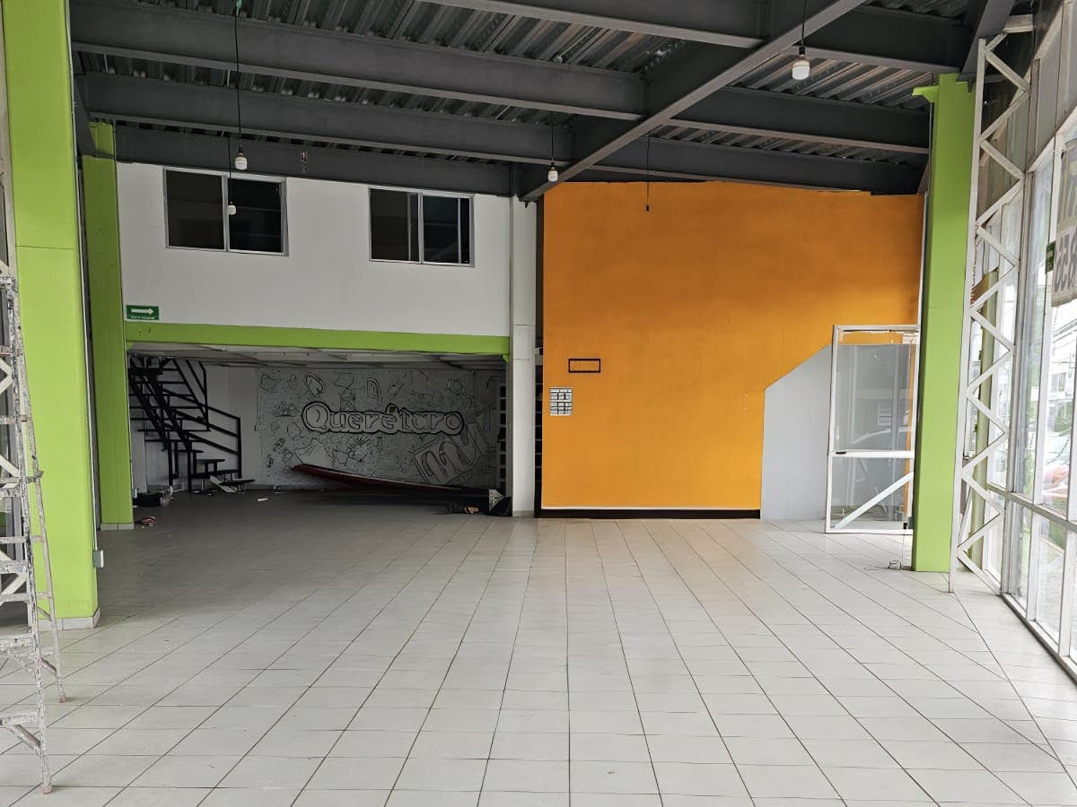 Local Comercial Spot2