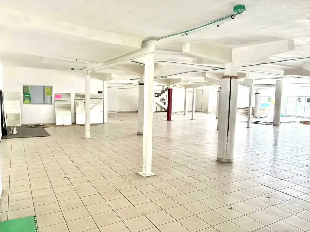 Local Comercial Spot2