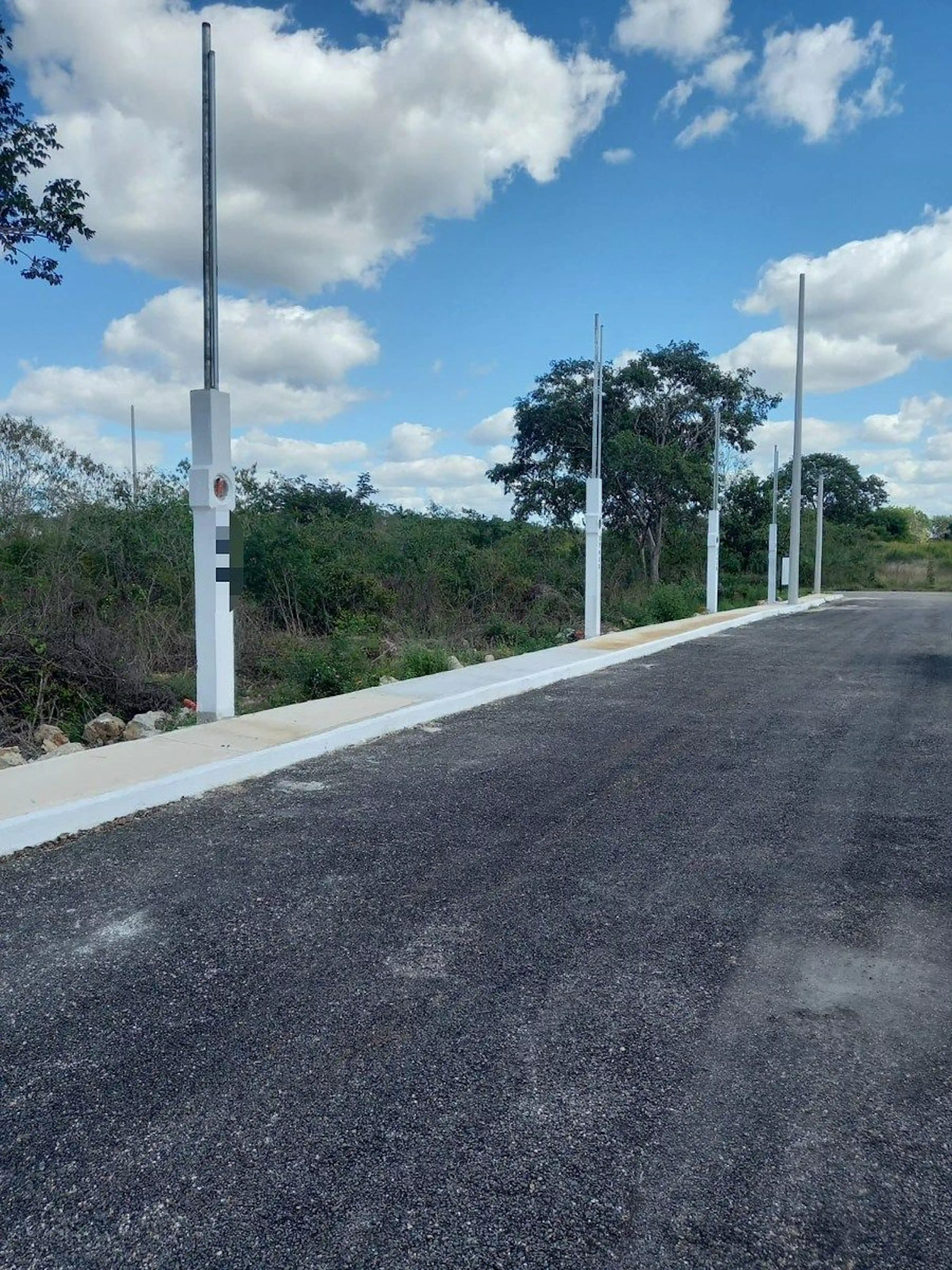 Terreno En Venta Con Servicios En Mérida Yucatán, Listo Para Entregar