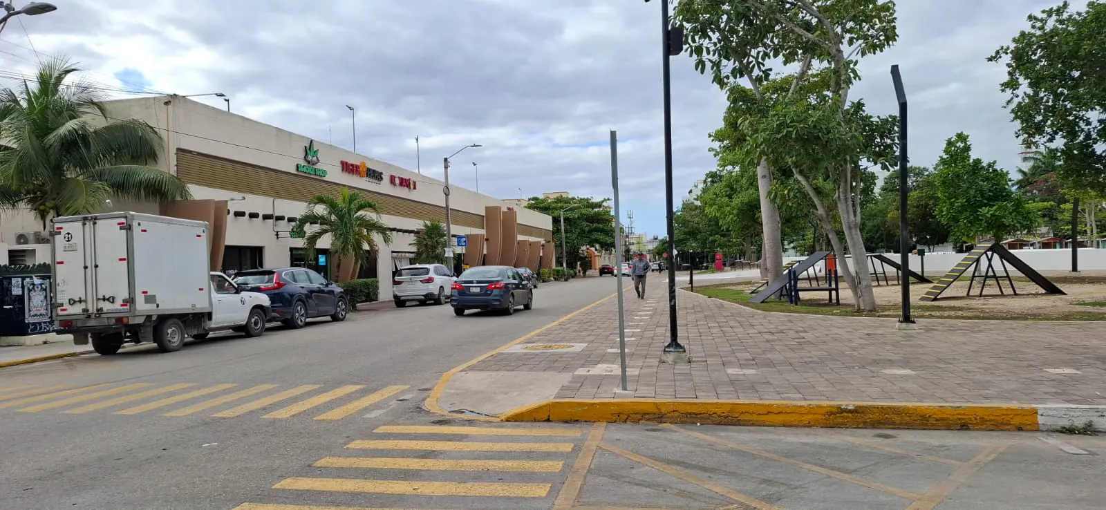 Local Comercial Spot2