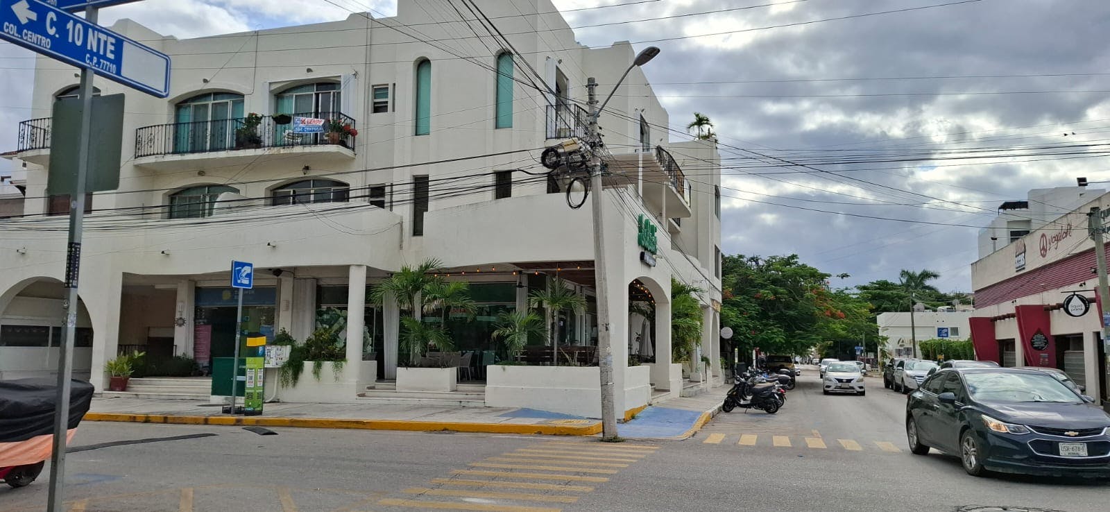 Local Comercial Spot2