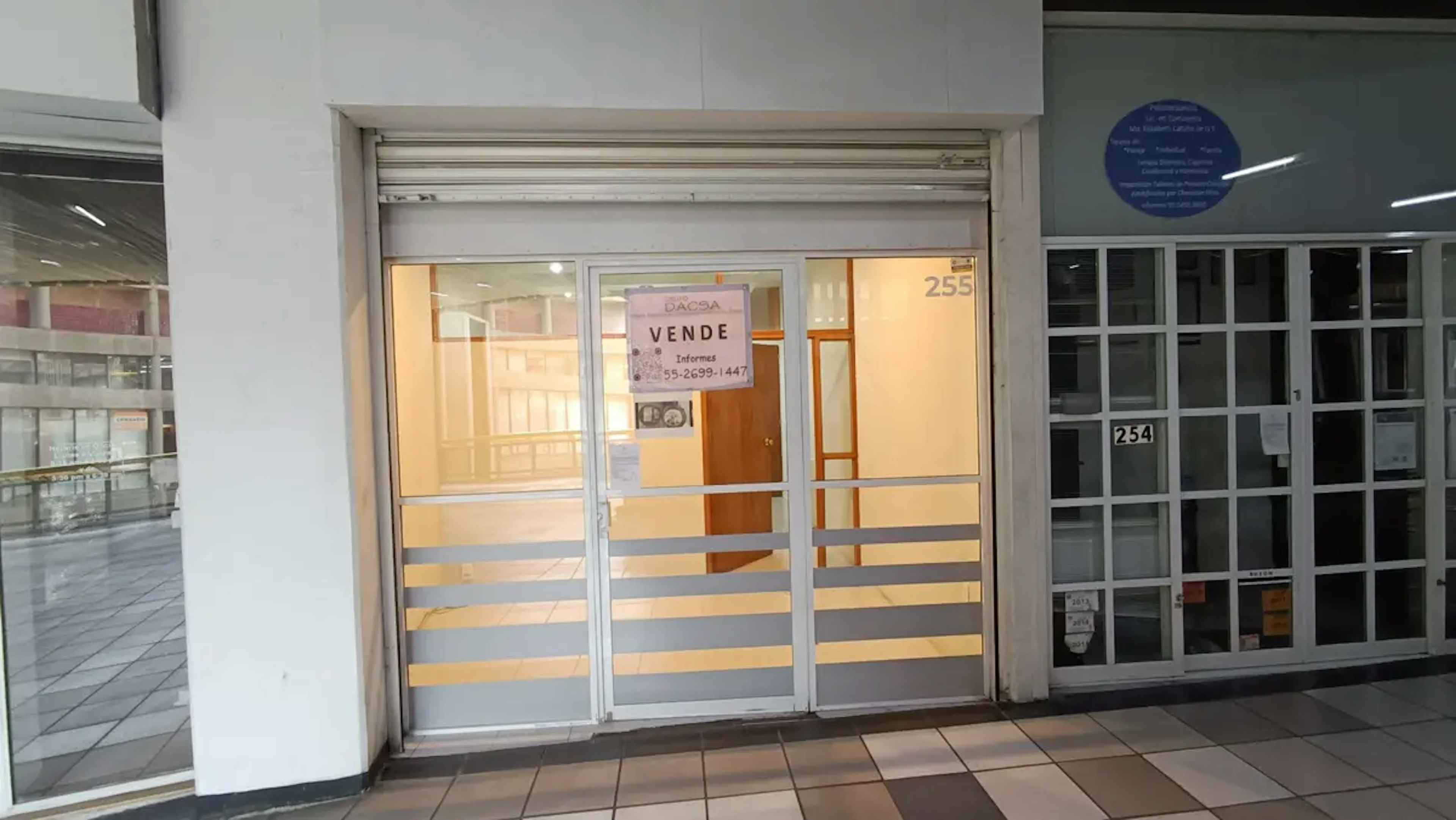 Avenida Lomas Verdes 825