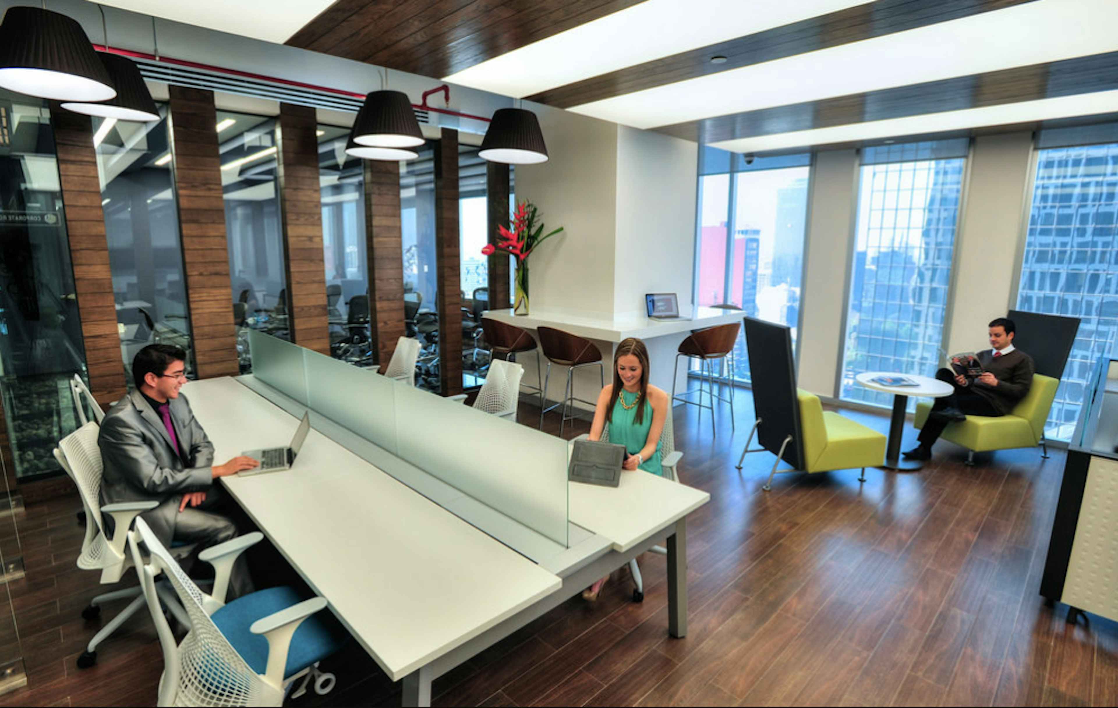 Av. Paseo De La Reforma 243