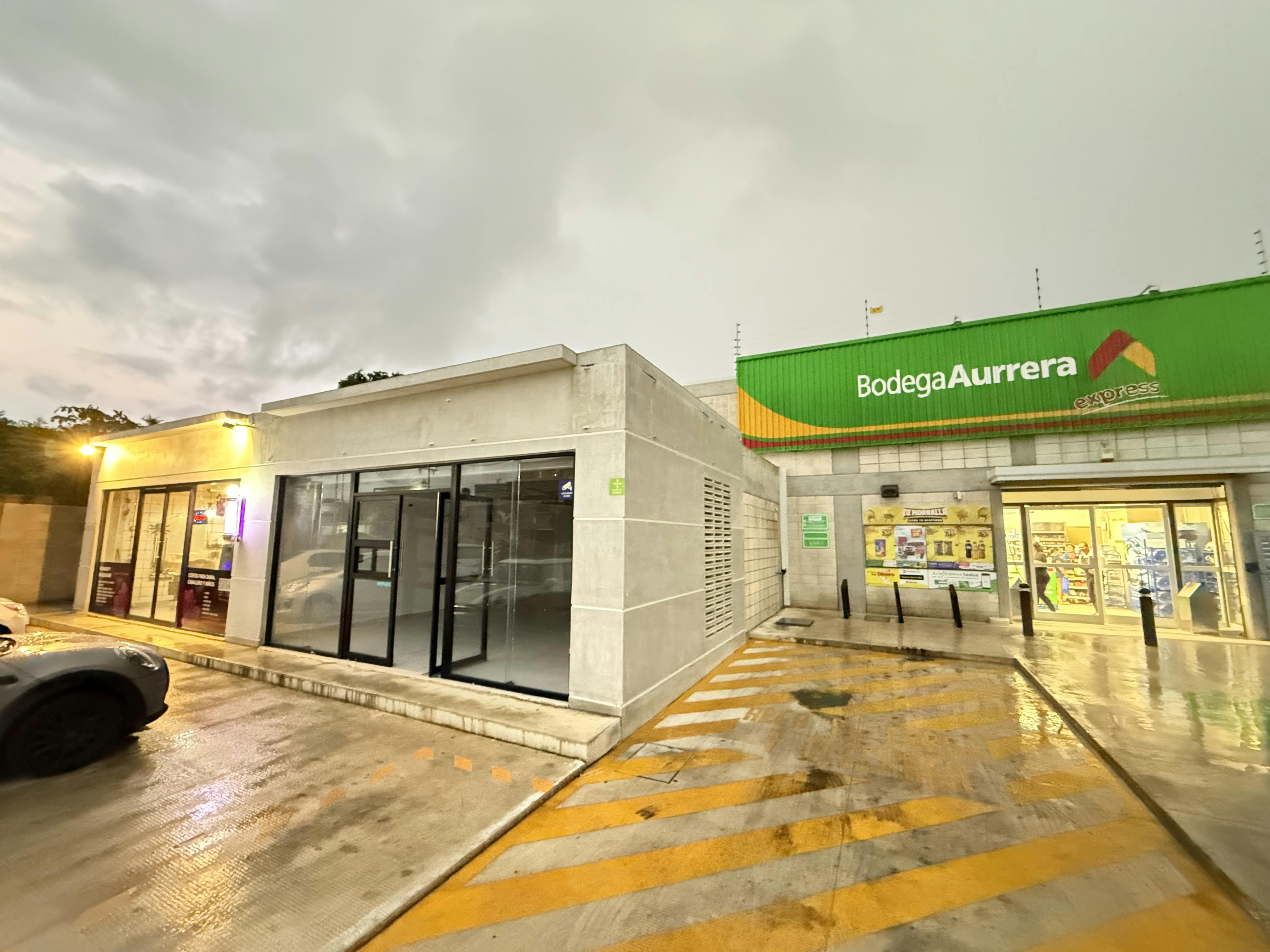 Local Comercial Spot2