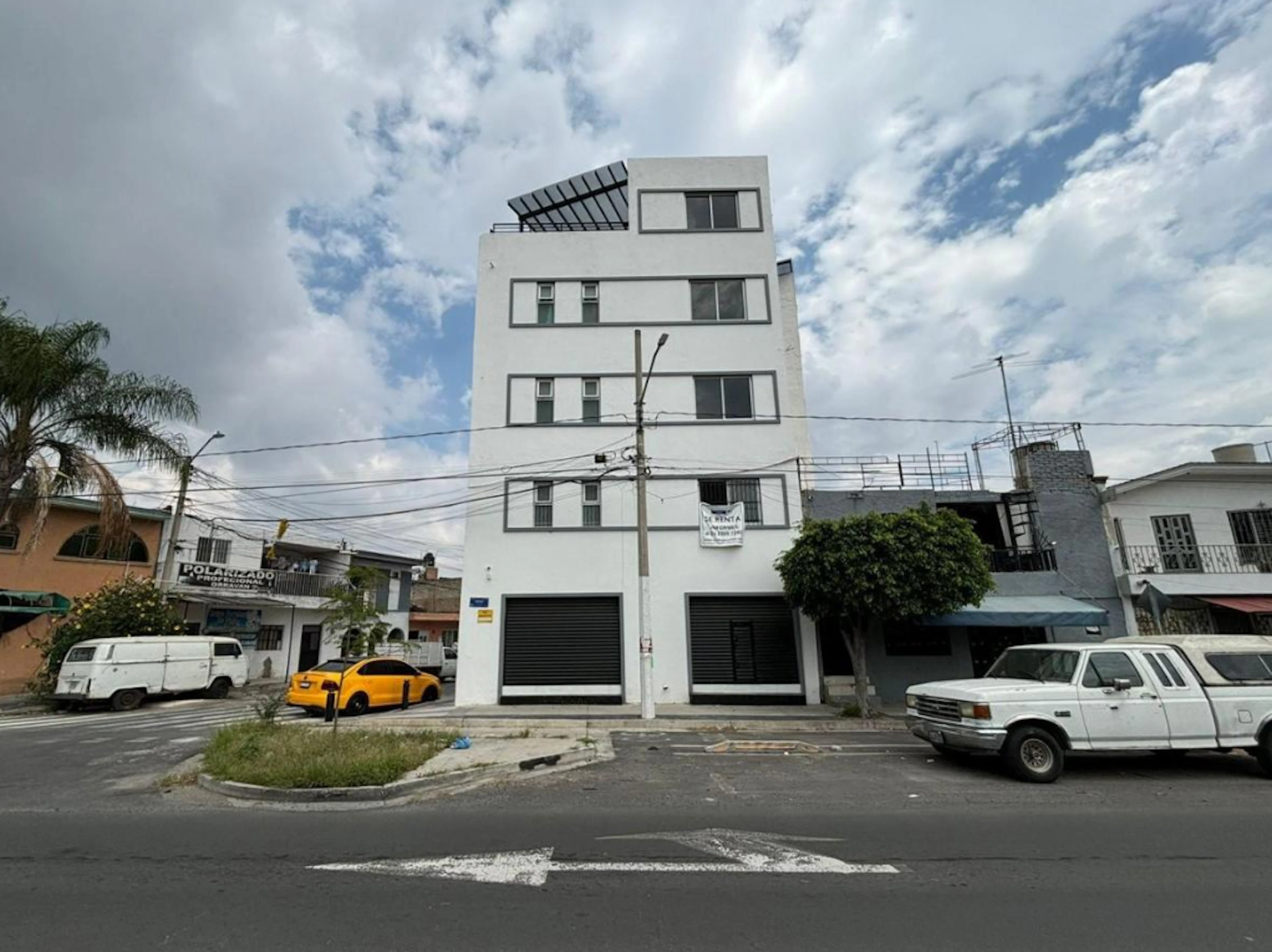 Local Comercial Spot2