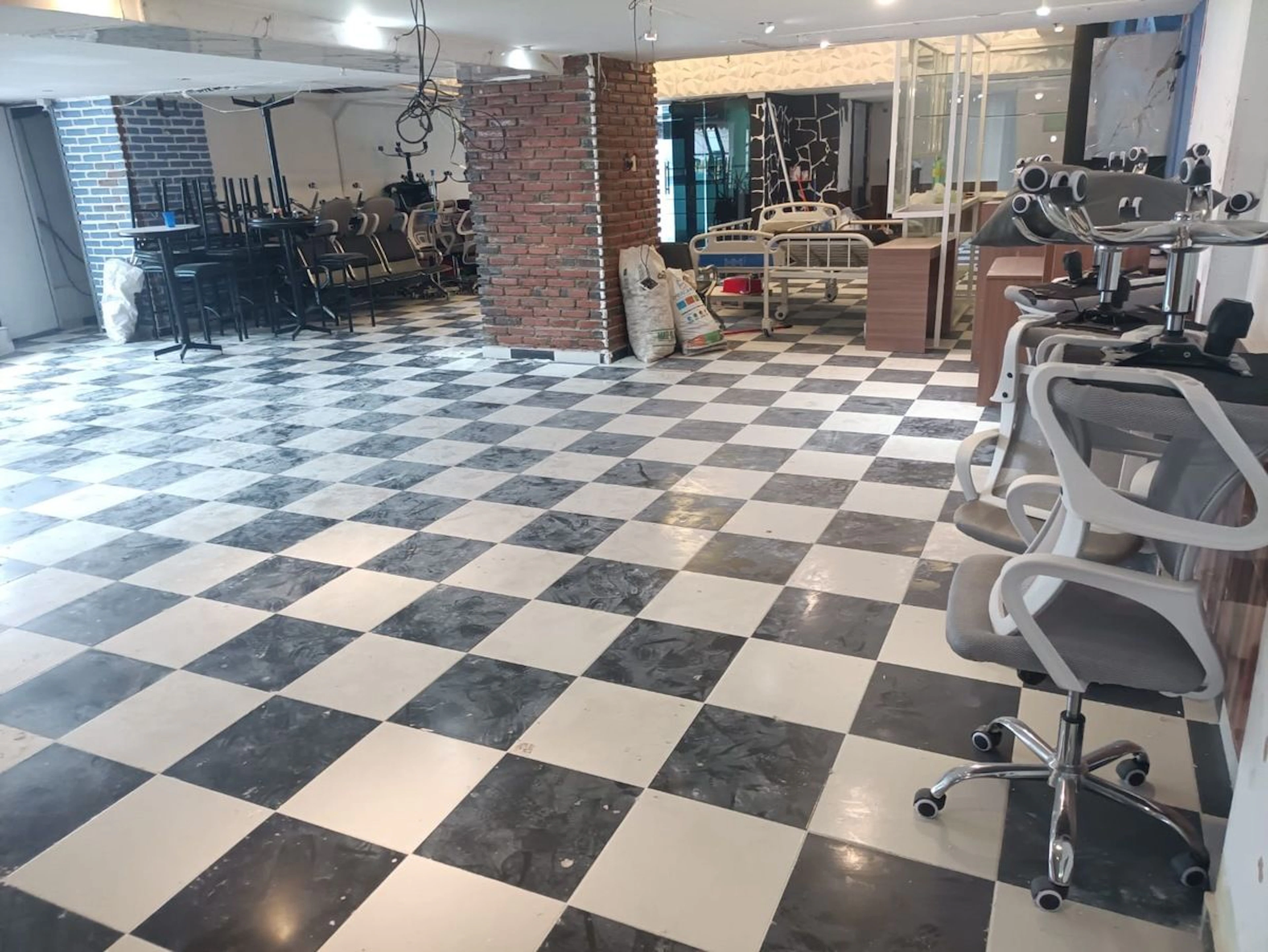 Local Comercial Spot2