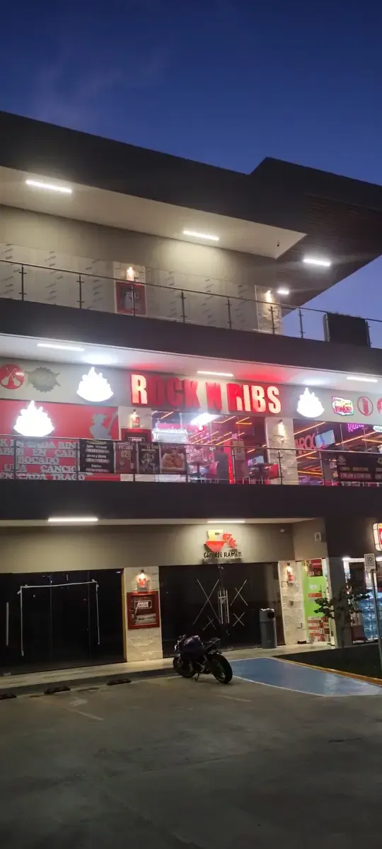 Local Comercial Spot2