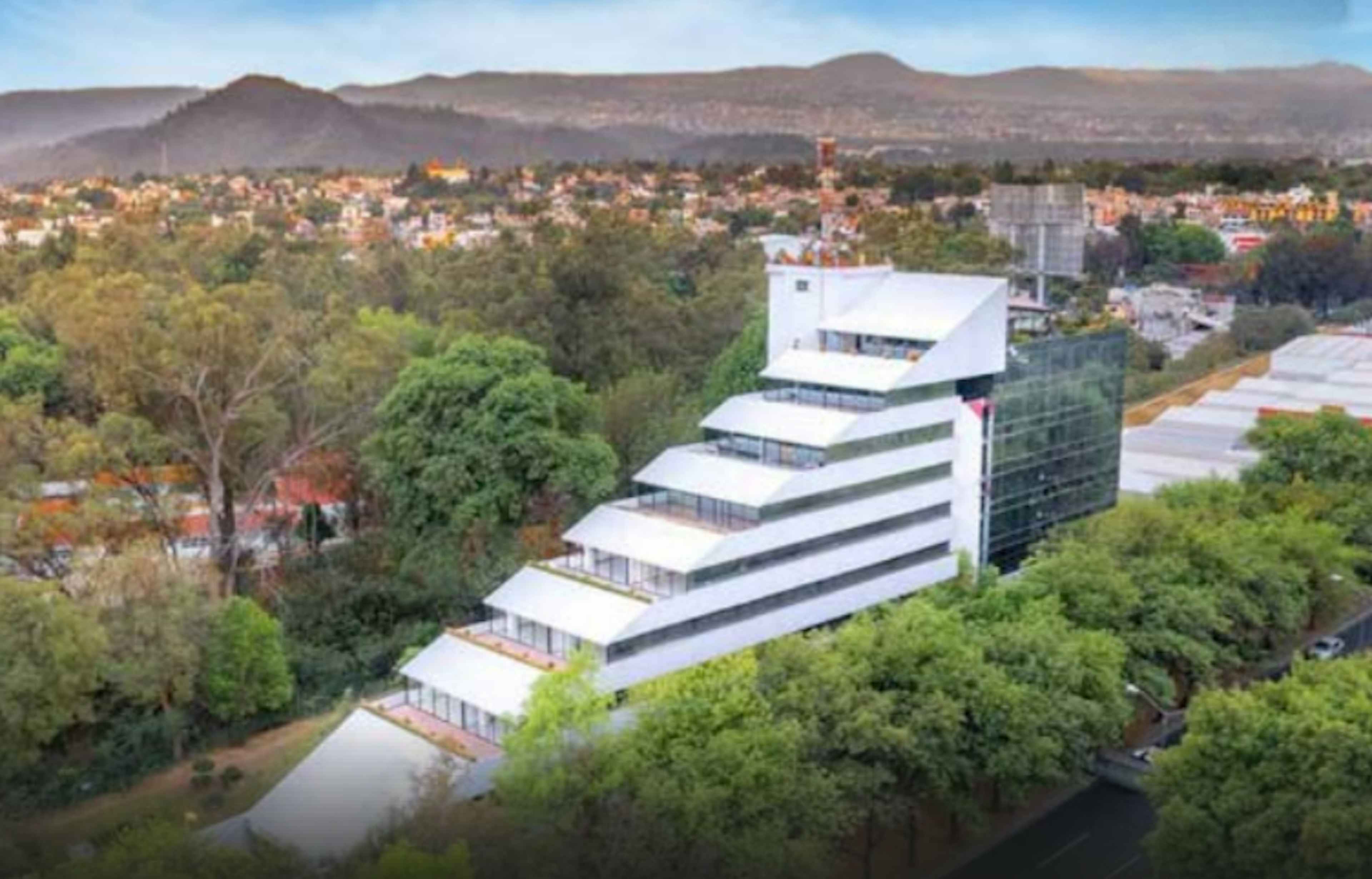 Corporativo PerifÉrico Sur 6677