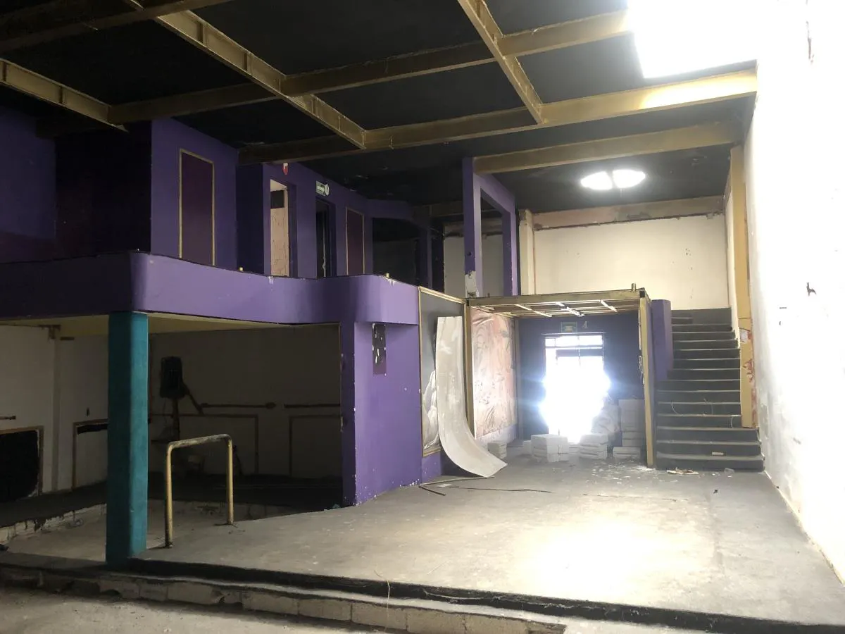 Local Comercial Spot2
