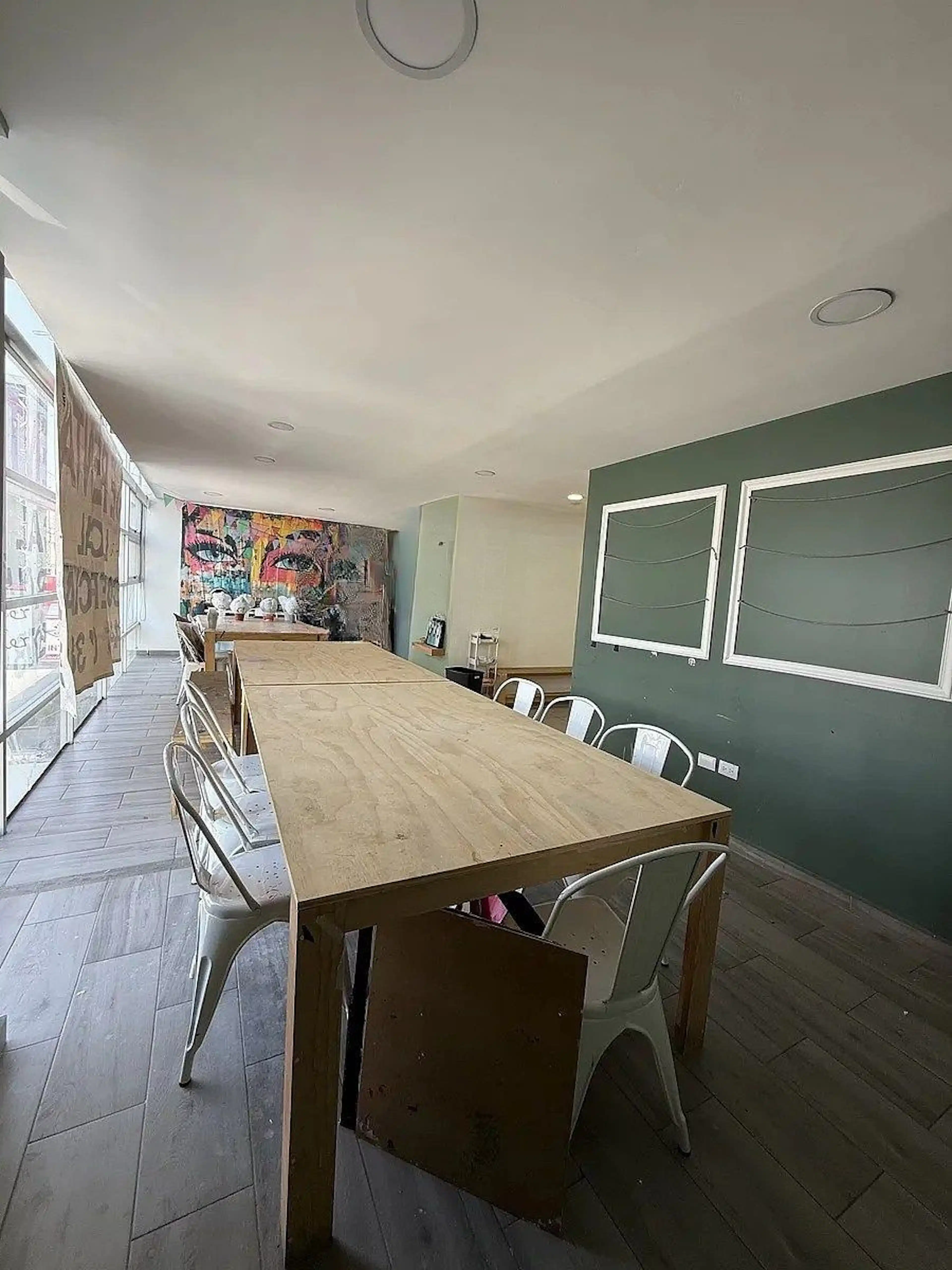 Avenida Jesús Del Monte