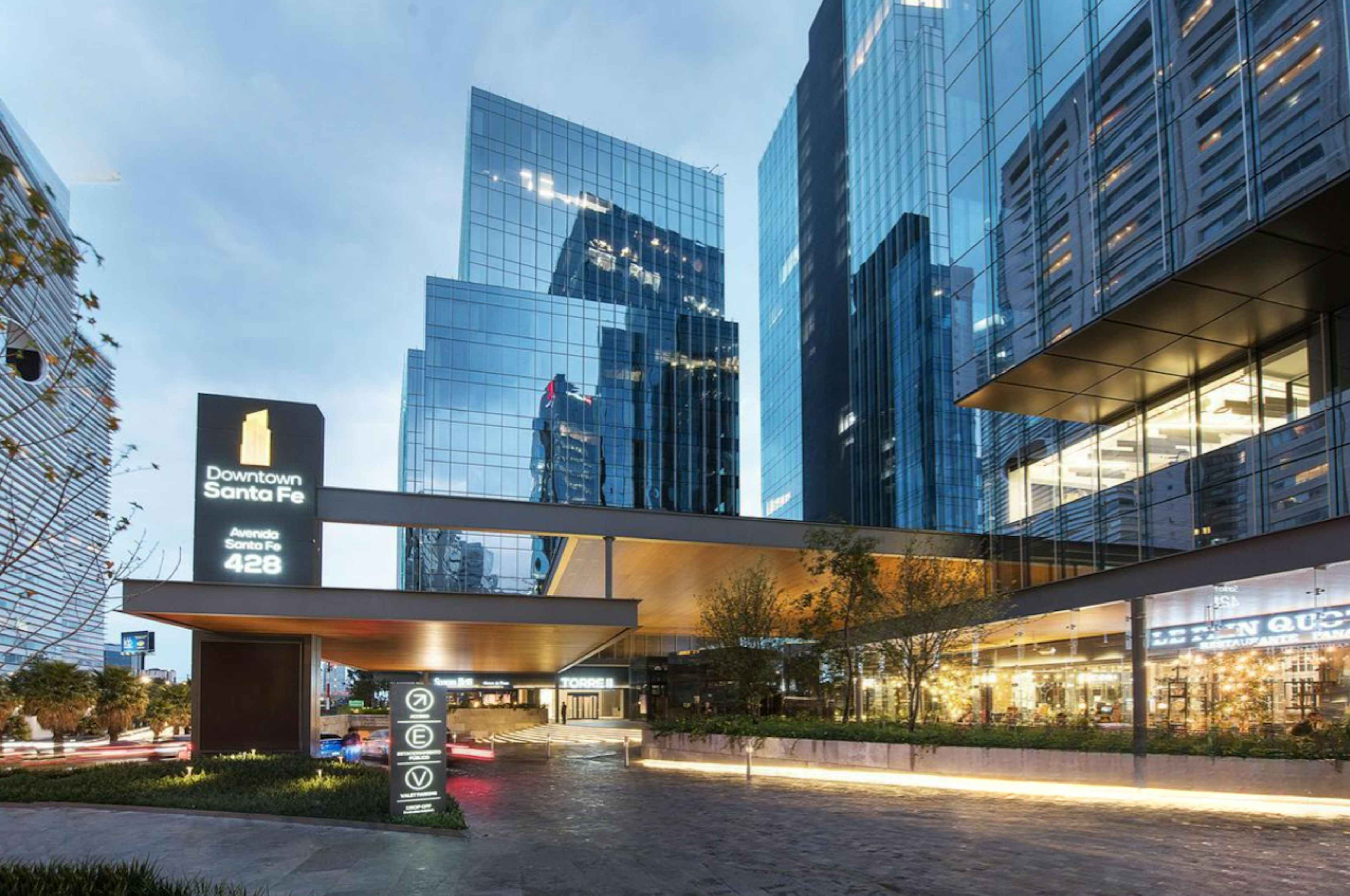 Avenida Santa Fe