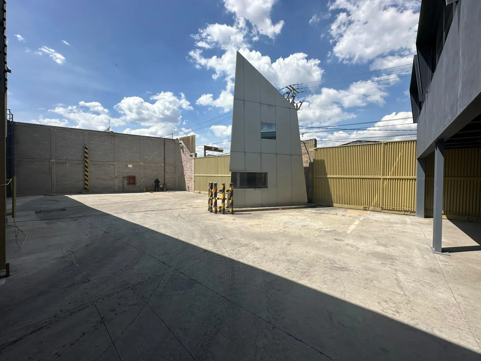 Industrial Spot2