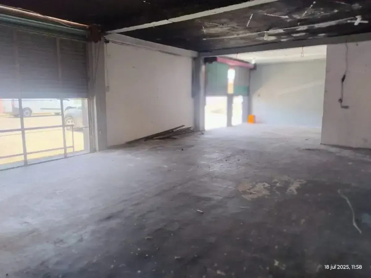 Local Comercial Spot2