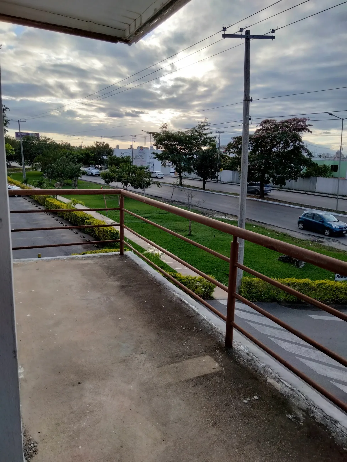 Local Comercial Spot2