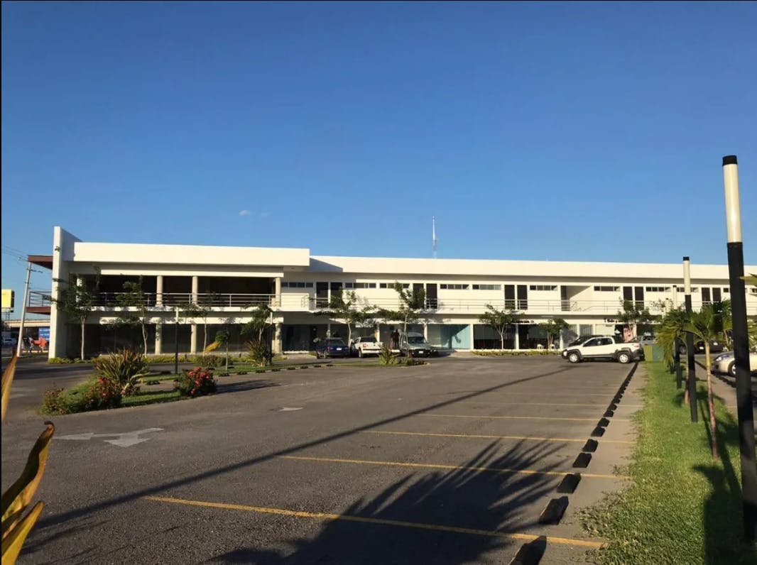 Local Comercial Spot2