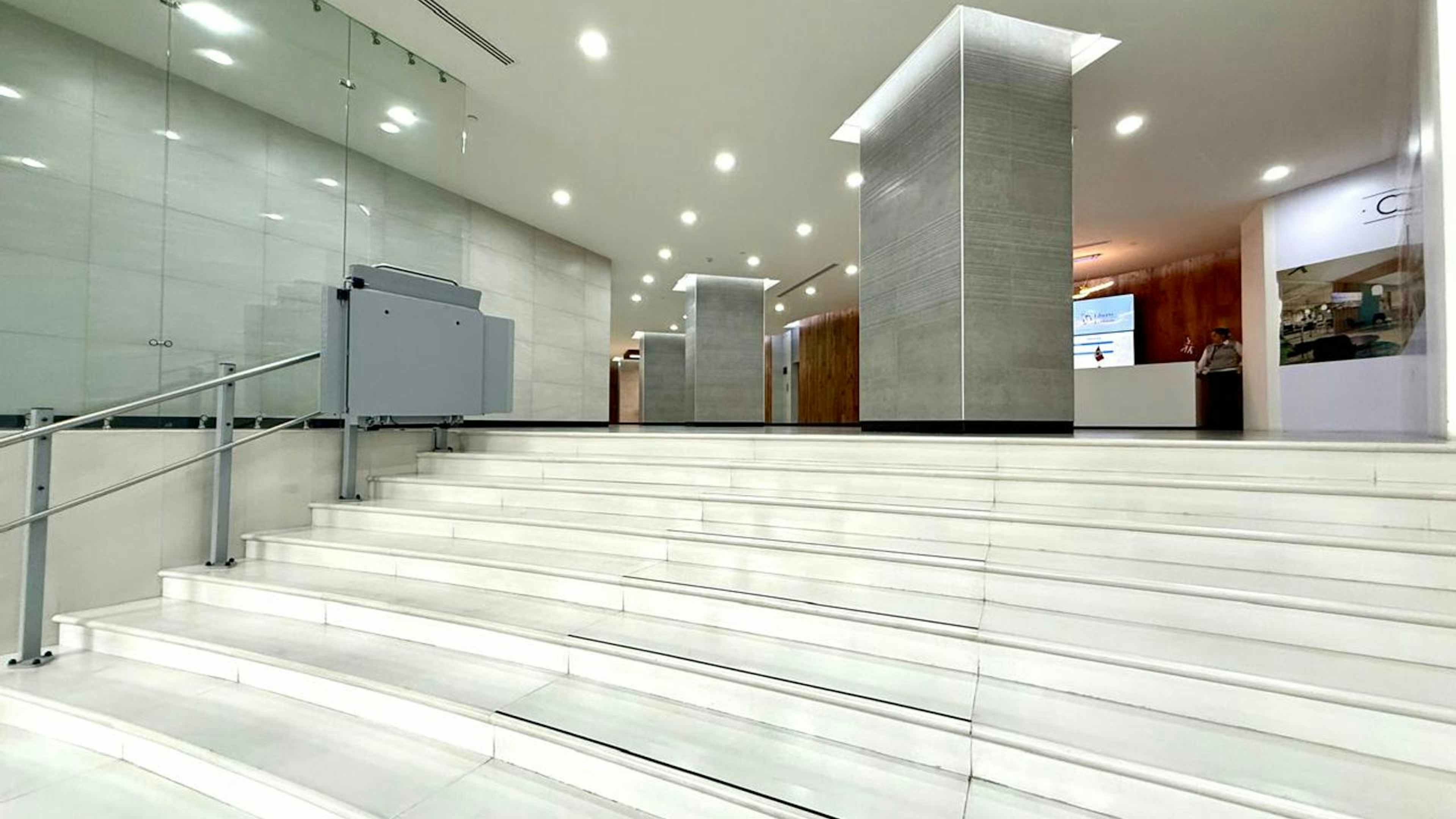 Avenida Paseo De La Reforma 300