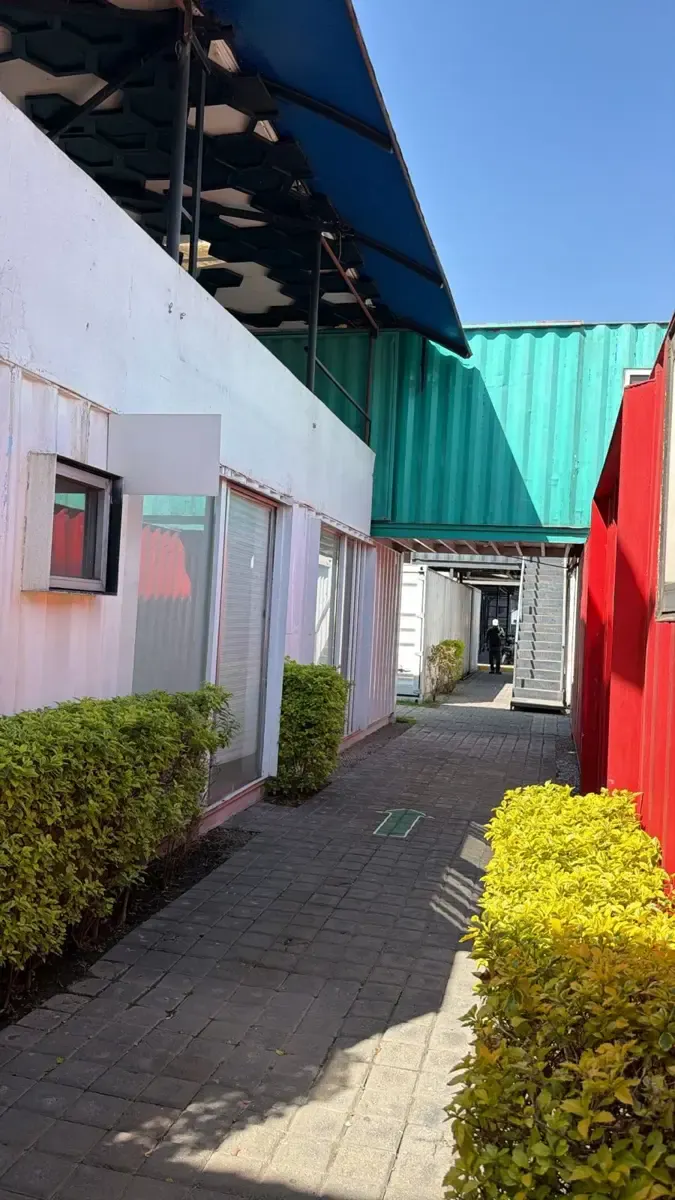 Local Comercial Spot2