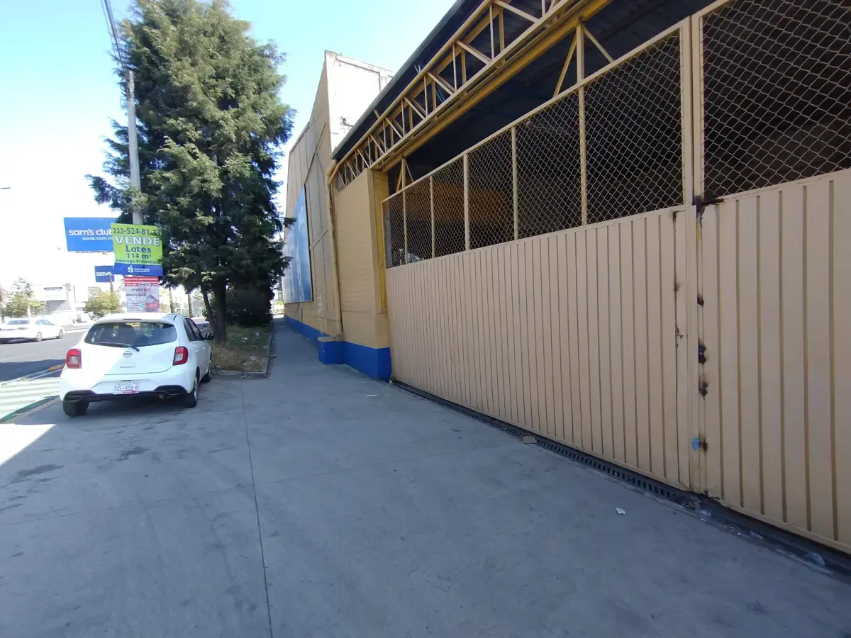 Local Comercial Spot2