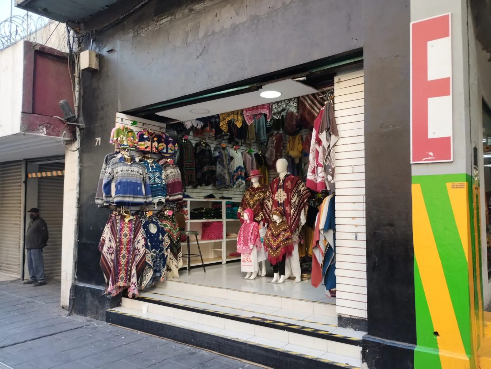 Local Comercial Spot2