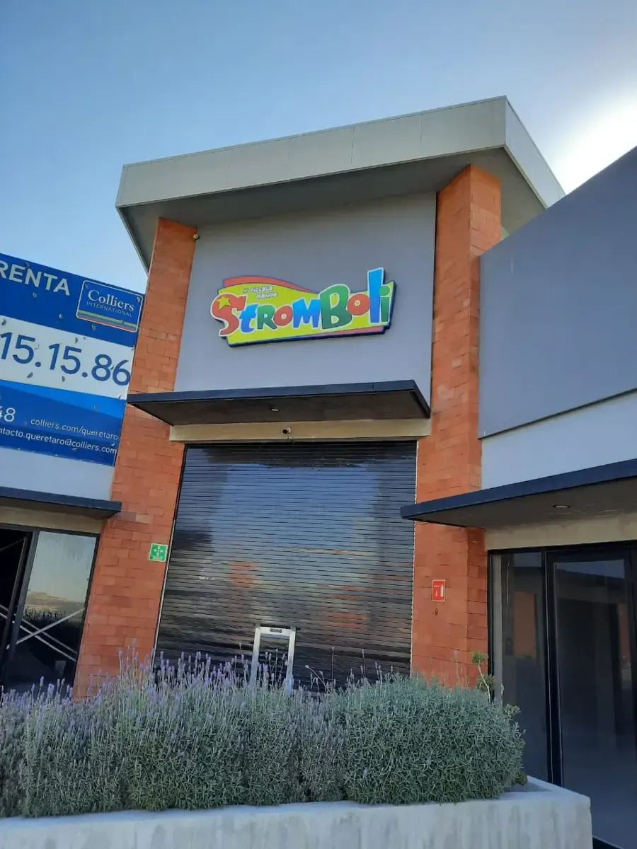 Local Comercial Spot2