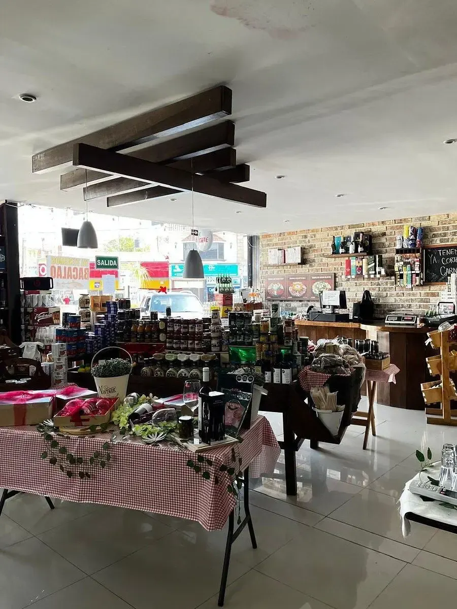Local Comercial Spot2