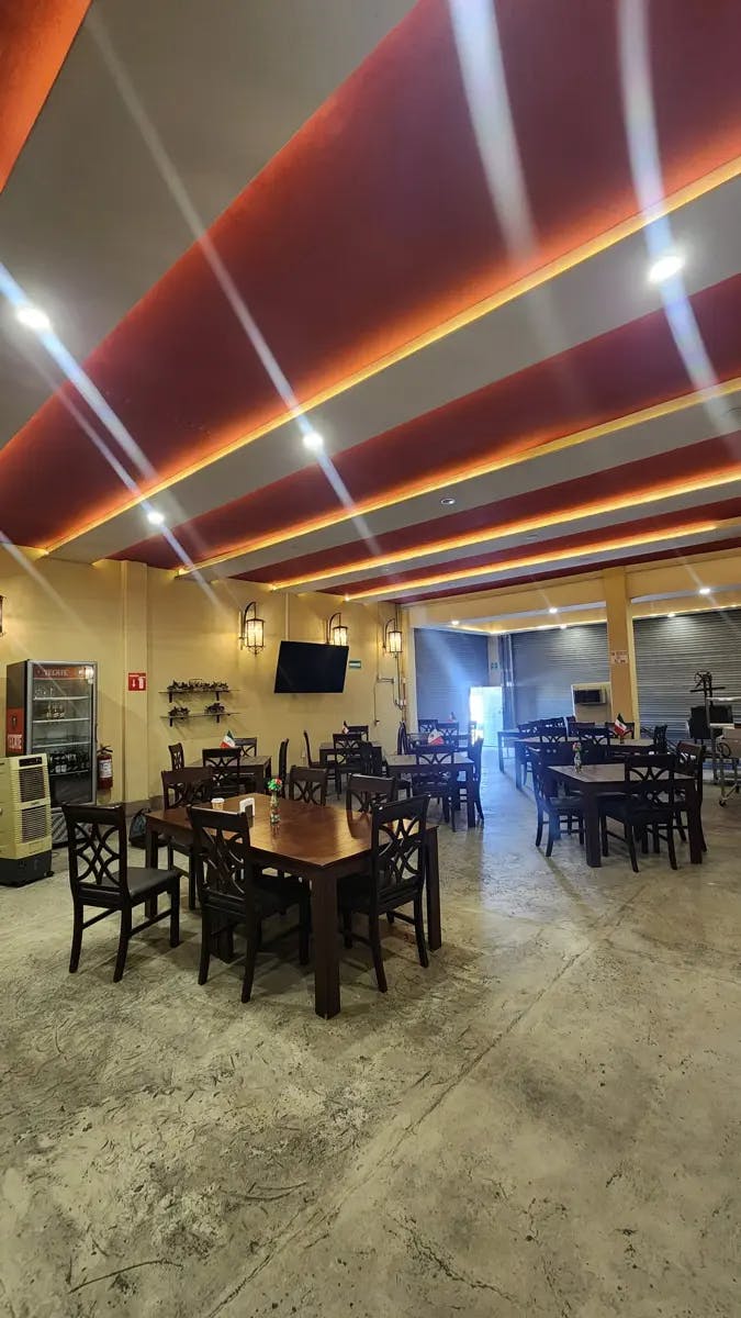 Local Comercial Spot2