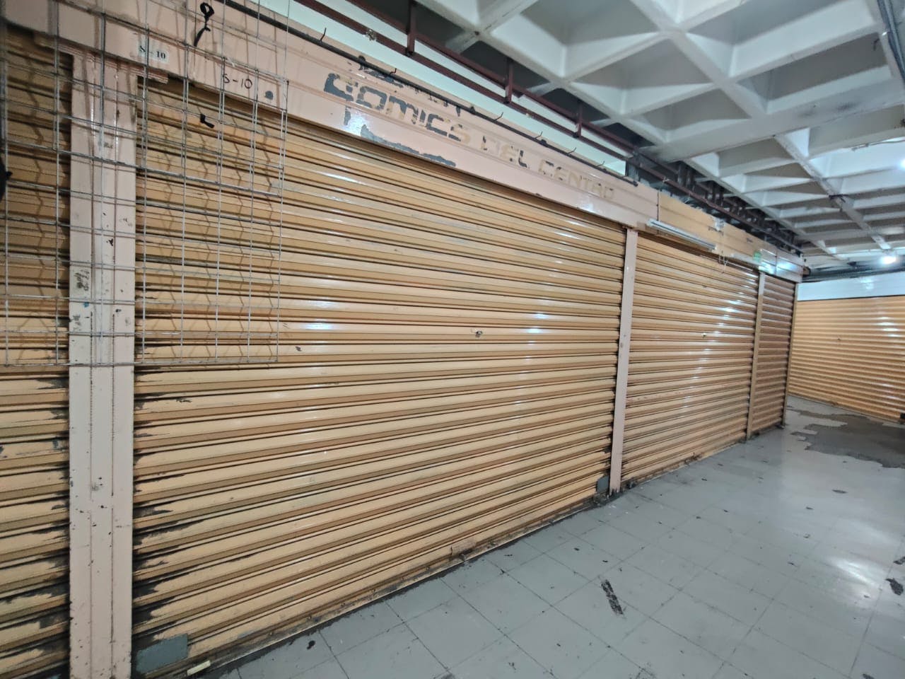 Local Comercial Spot2