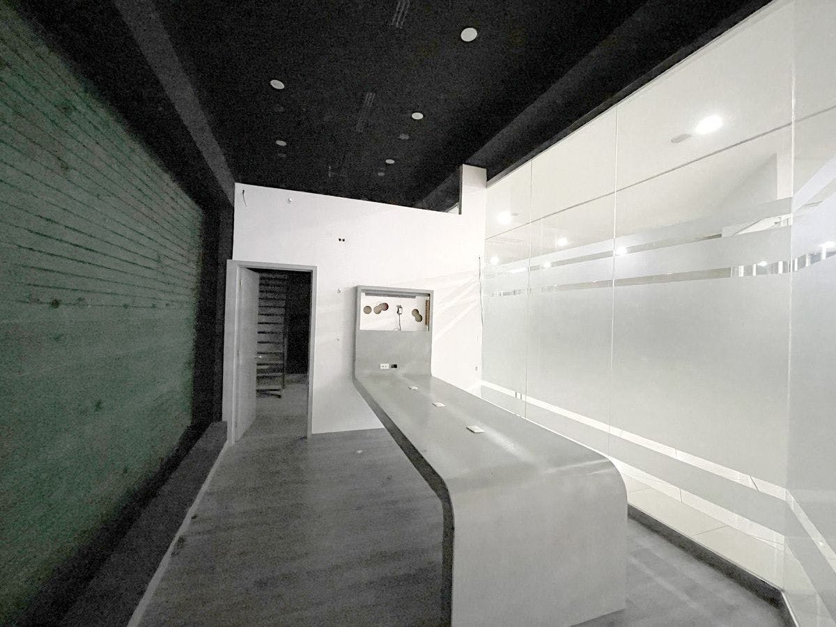 Local Comercial Spot2