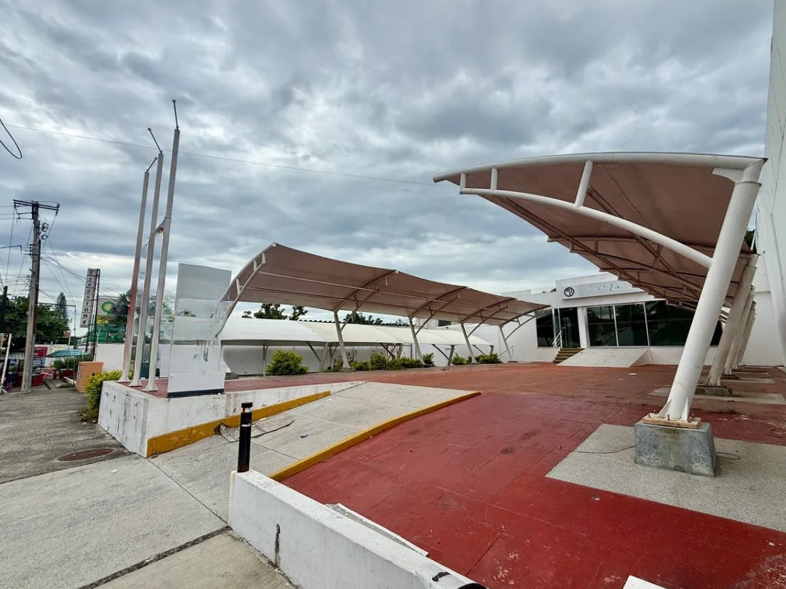 Local Comercial Spot2