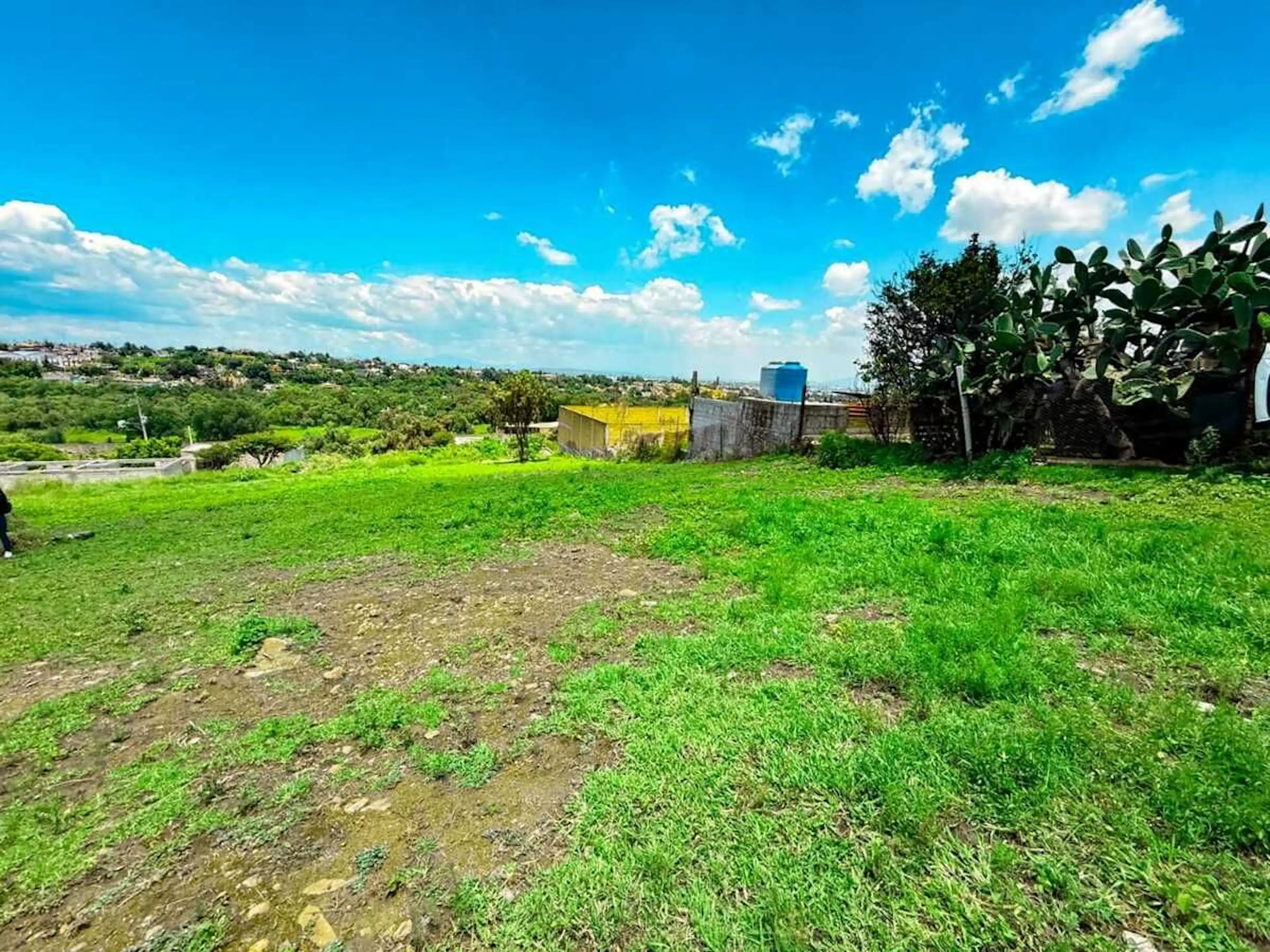 TERRENO EN VENTA A 5 MINUTOS DEL CENTRO DE TEPOTZOTLAN, ESTADO DE MEXICO