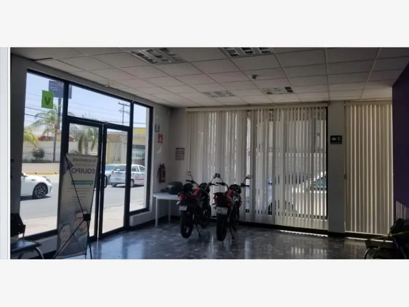 Local Comercial Spot2
