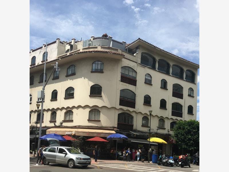 Local Comercial Spot2