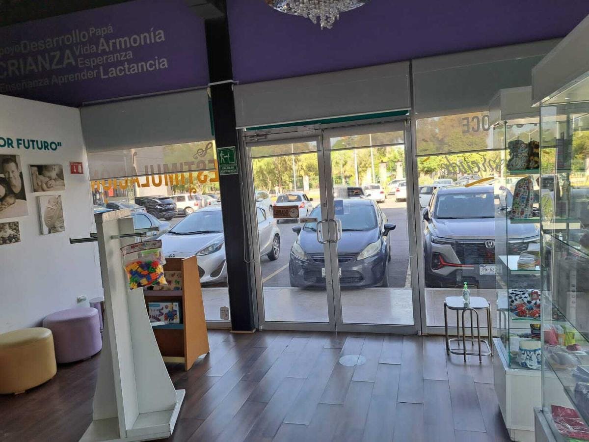 Local Comercial Spot2