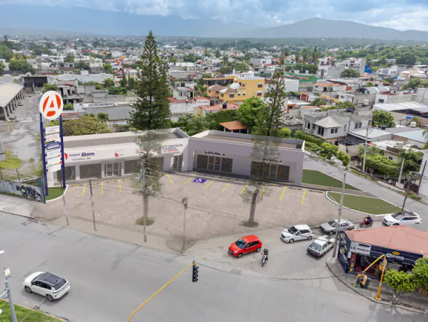 Local Comercial Spot2