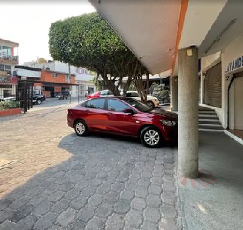 Local Comercial Spot2