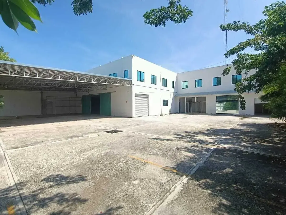 Local Comercial Spot2