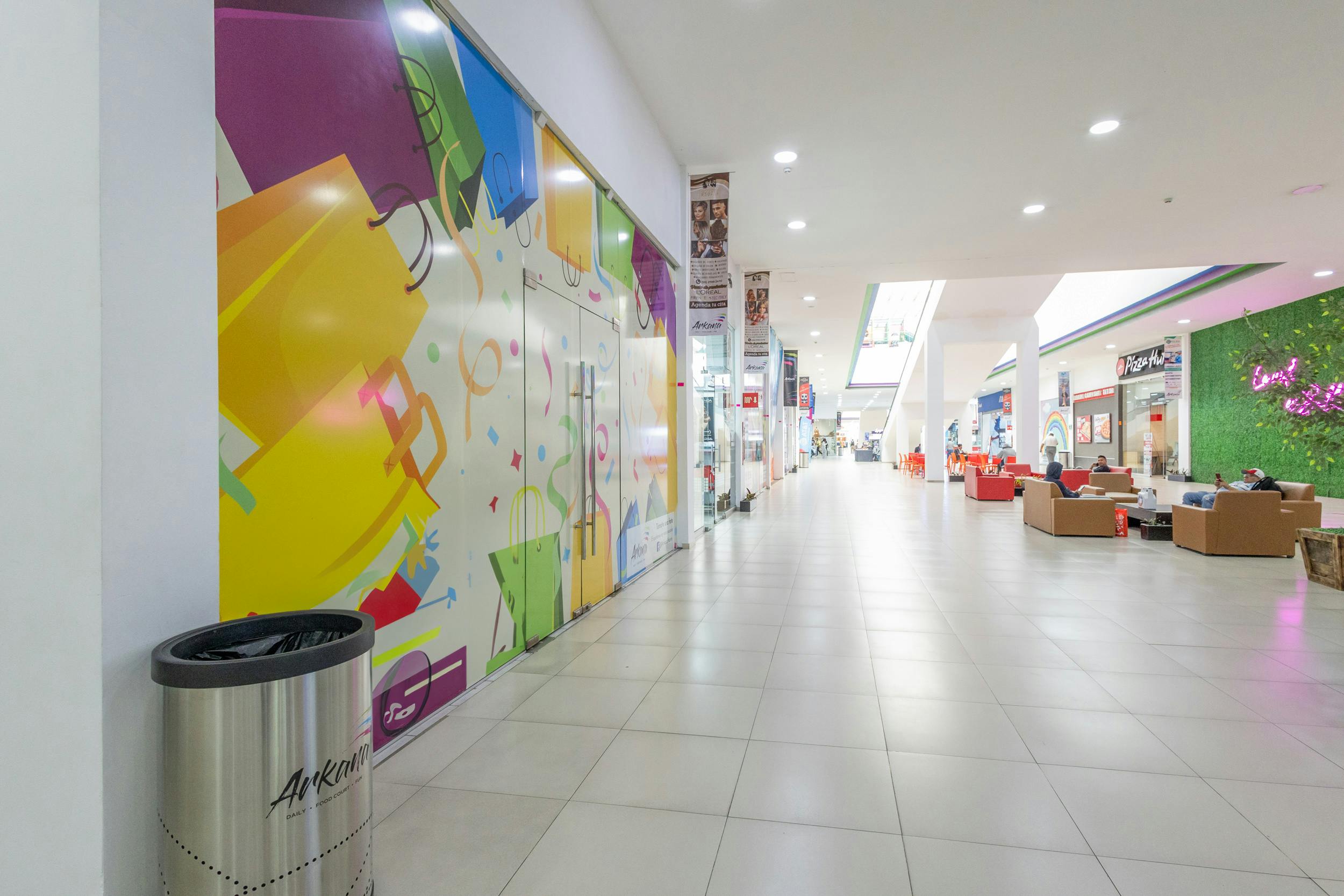 Local Comercial Spot2