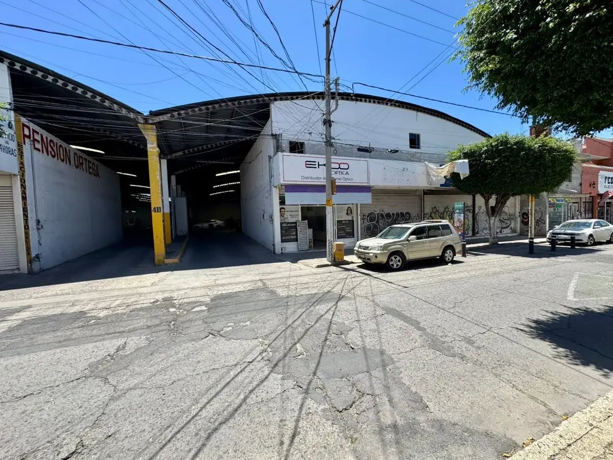 Local Comercial Spot2