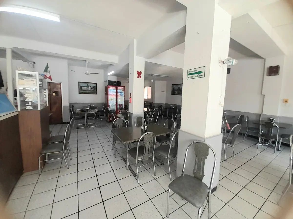 Local Comercial Spot2