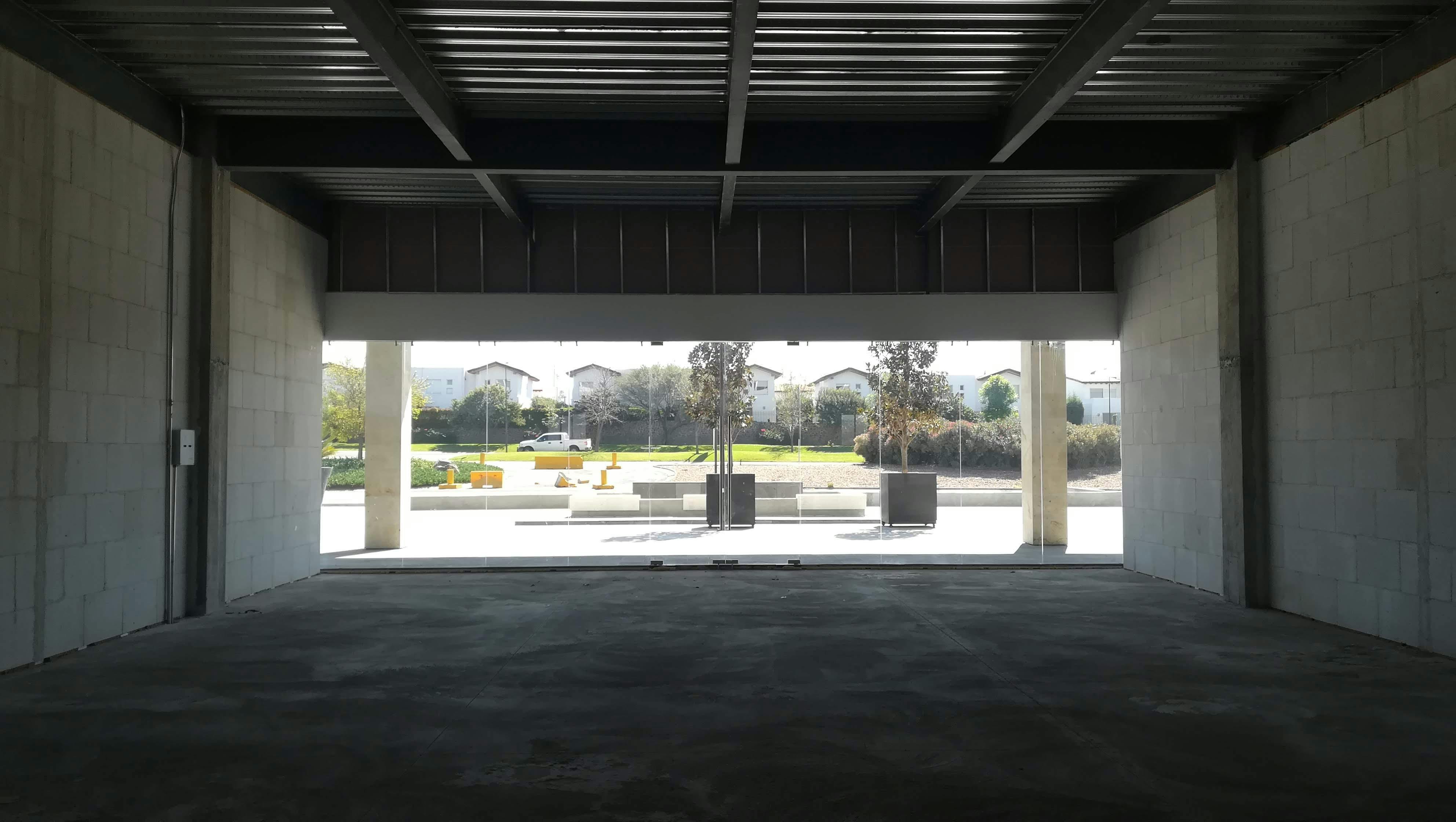 Local Comercial Spot2