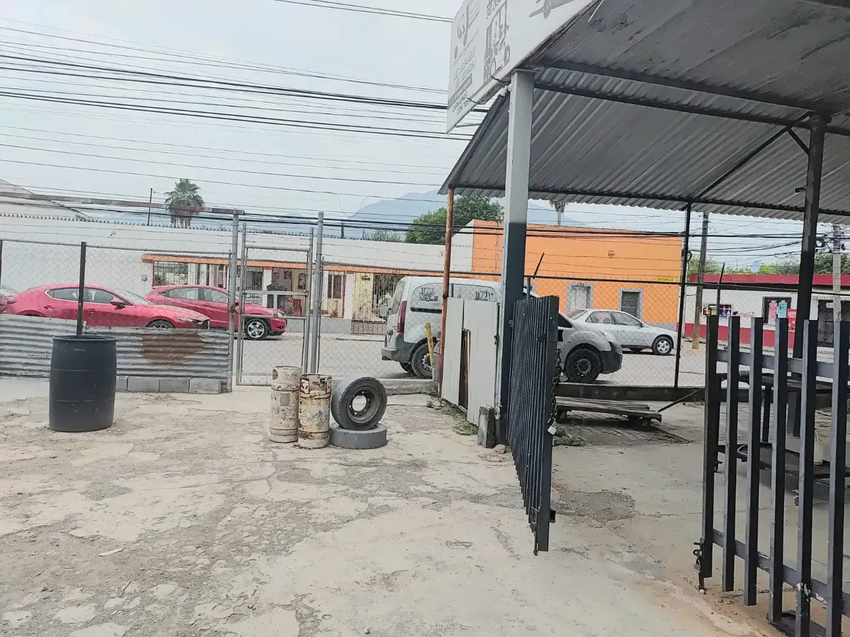 Local Comercial Spot2
