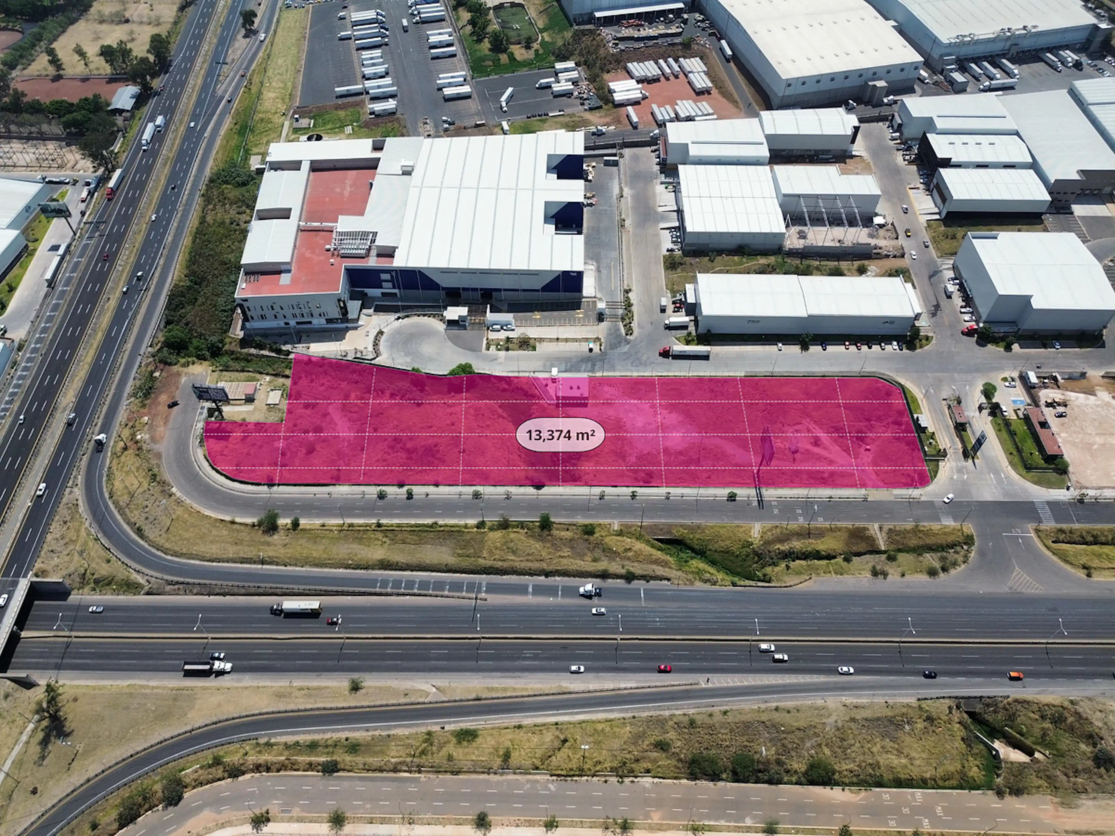 Venta | 13,374m2 |  Huella Comercial Axis Centro Logístico | Tonala