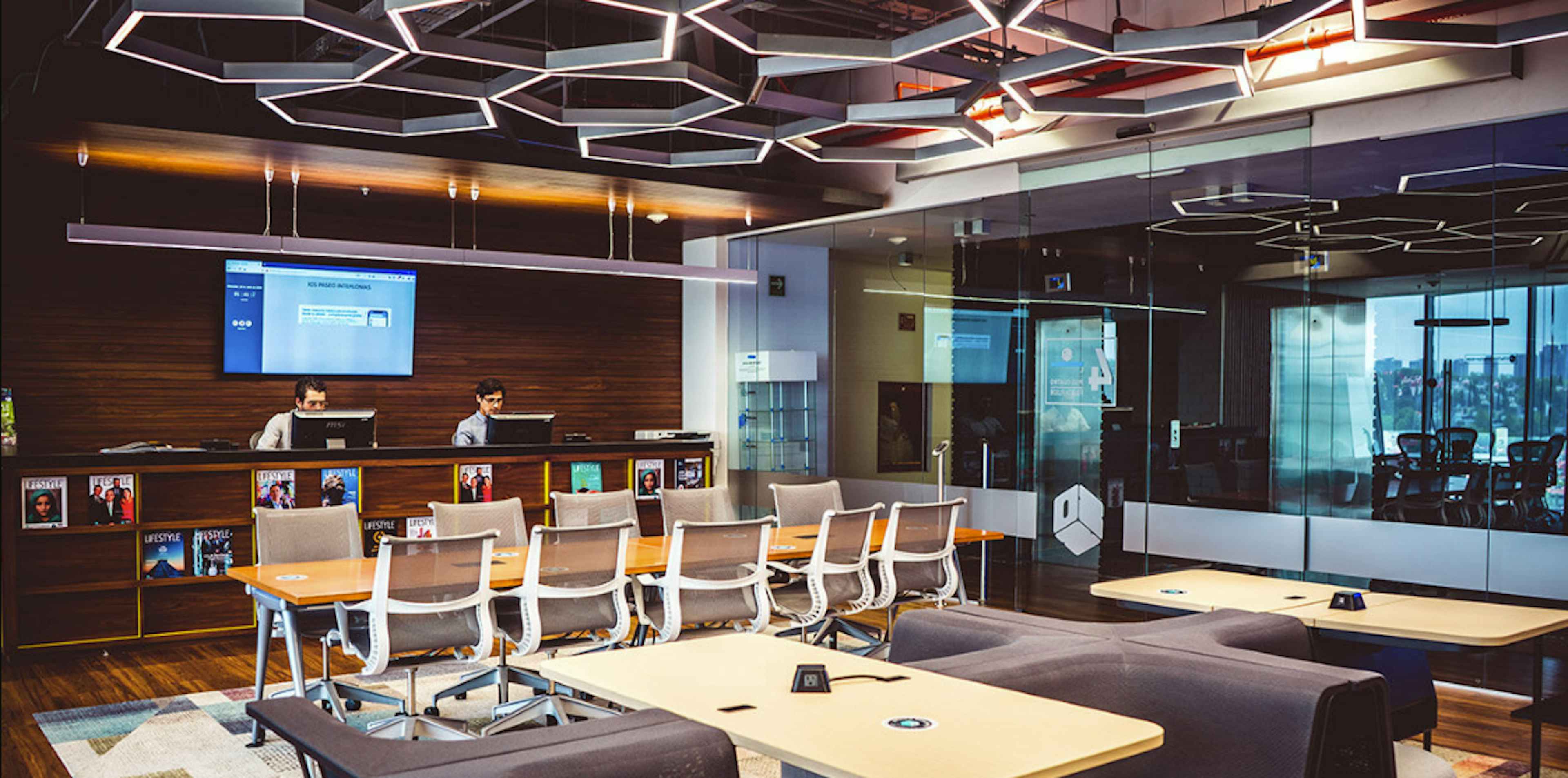 Vialidad De La Barranca 89