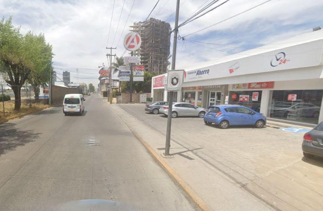 Local Comercial Spot2