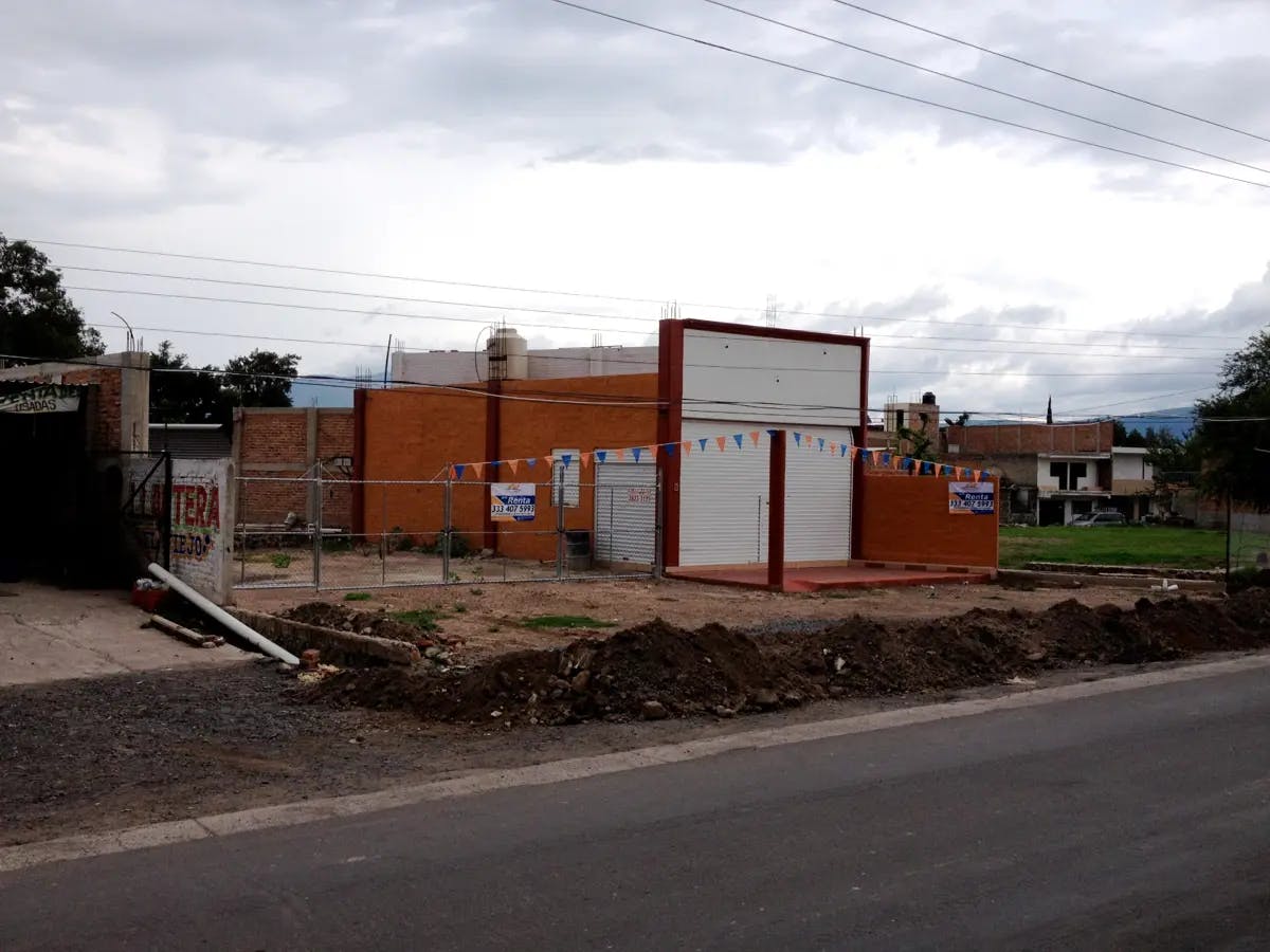 Local Comercial Spot2