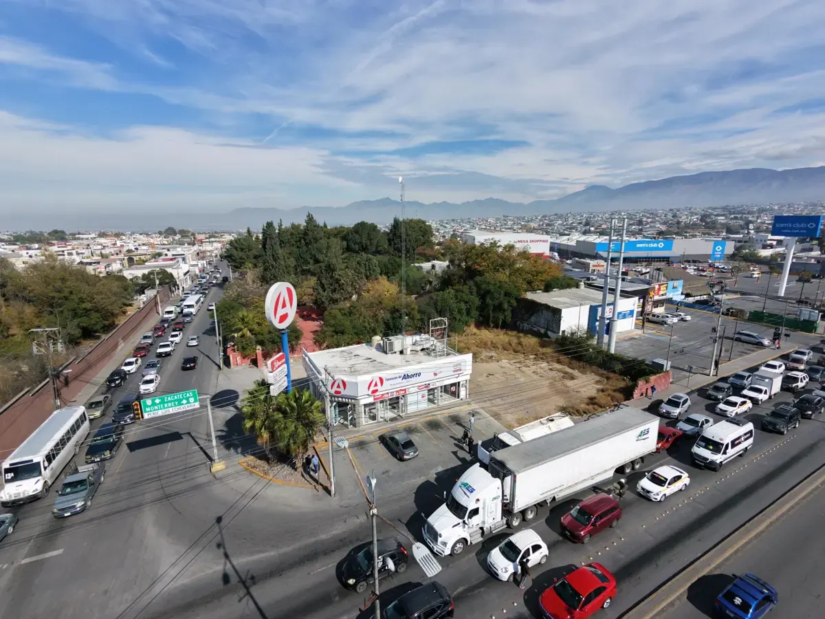 Local Comercial Spot2