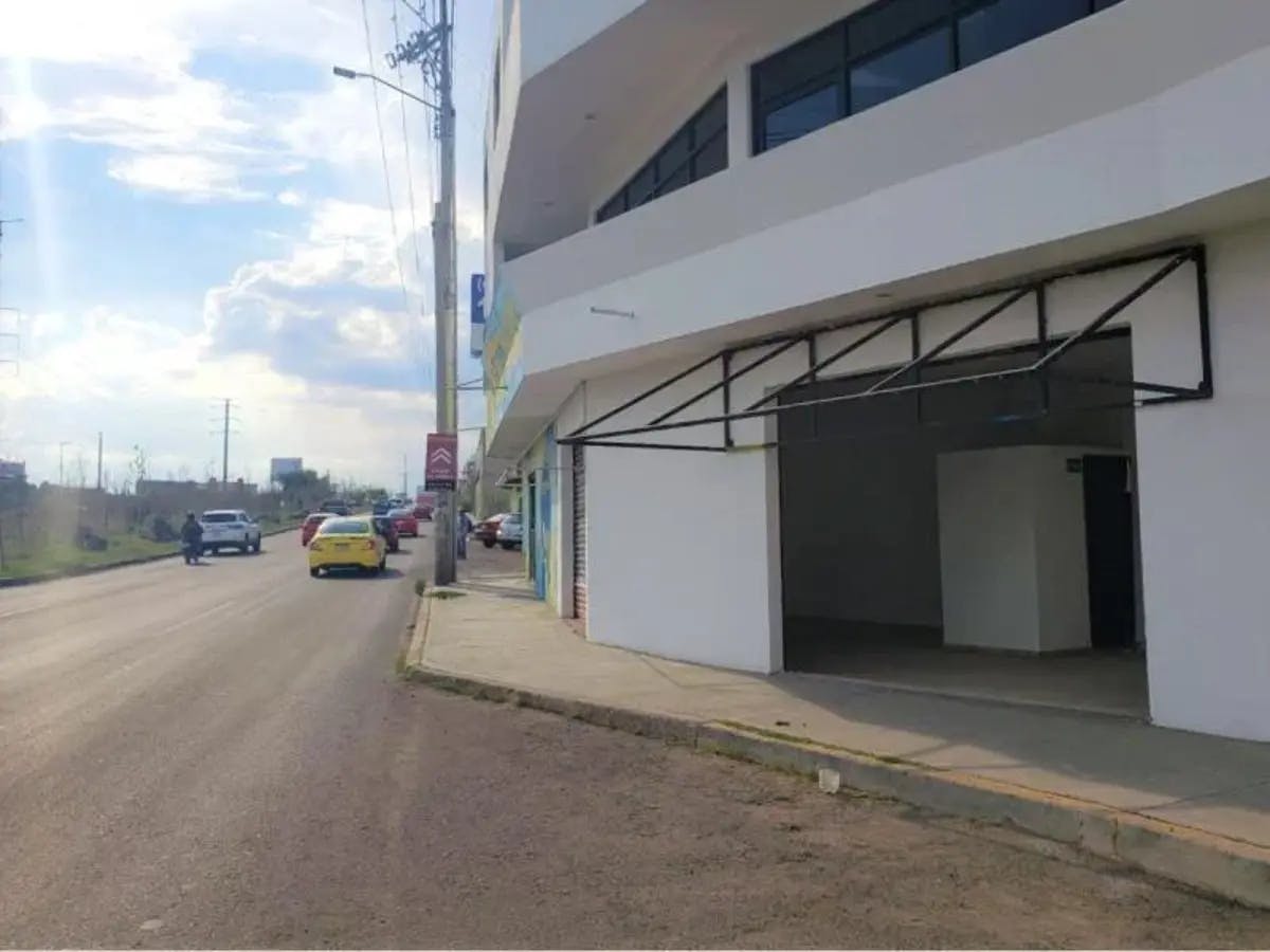 Local Comercial Spot2