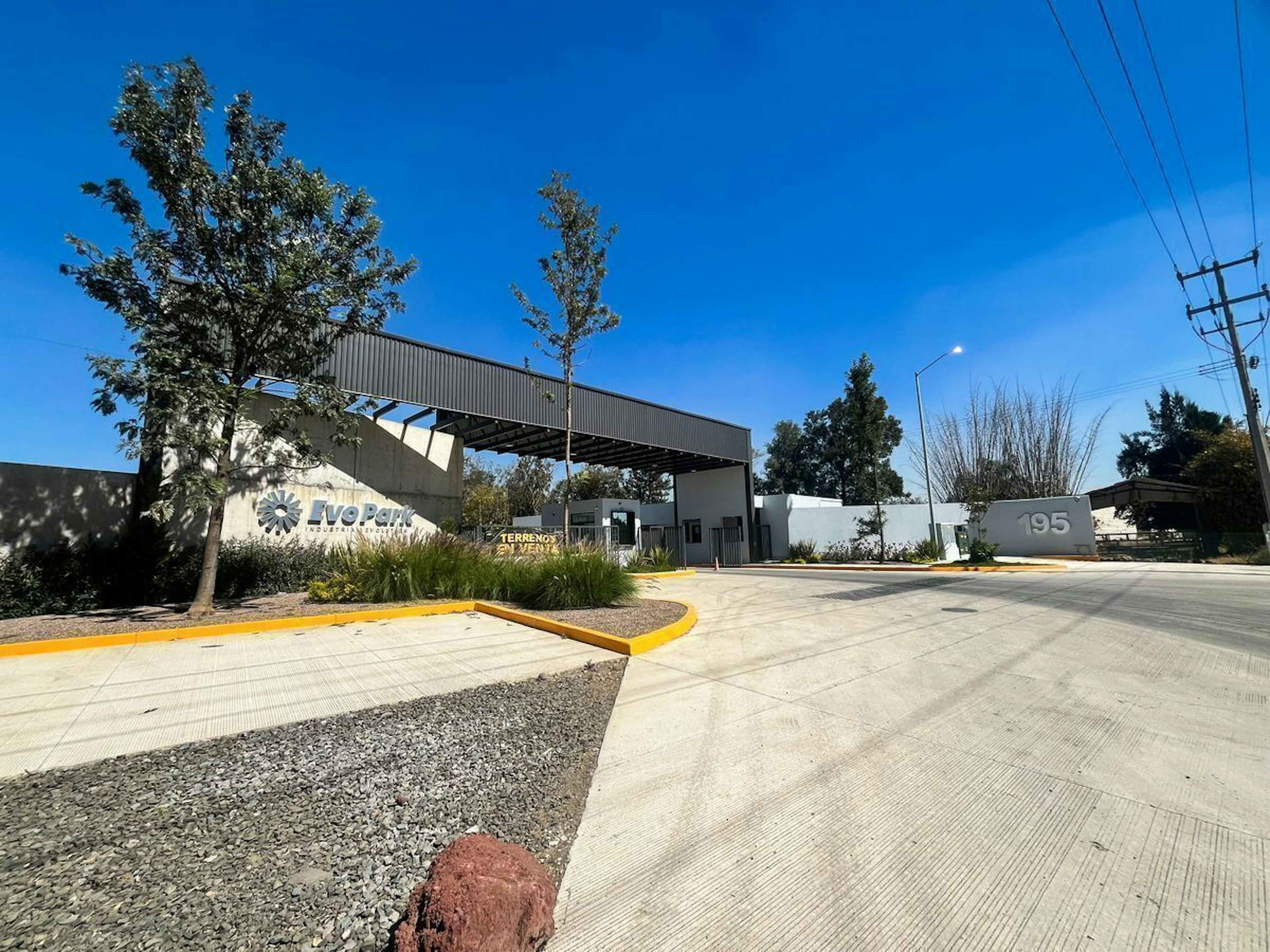 Camino Viejo A Los Laureles 195