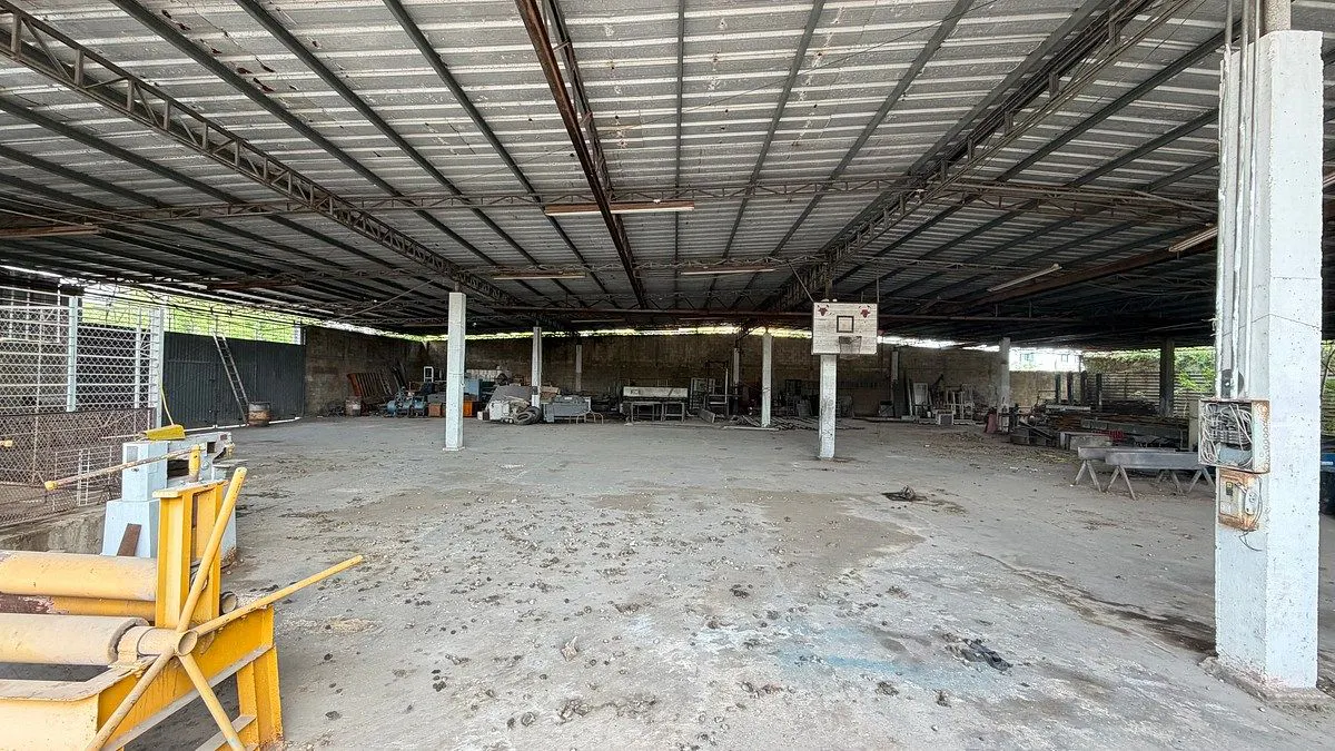 Industrial Spot2
